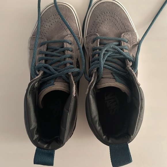 Vans hi-tops - Picture 6 of 15